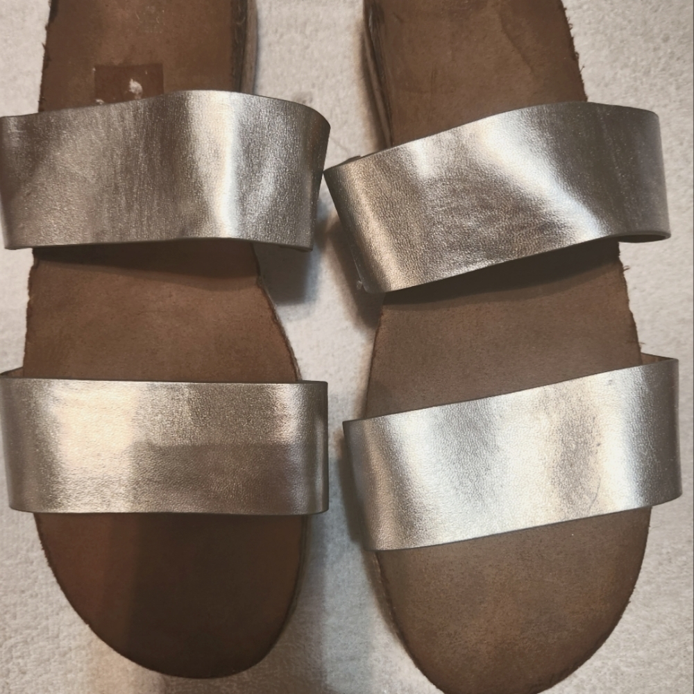 Size 12 faux soft silver leather cork and rope 2 inch heel sandal.